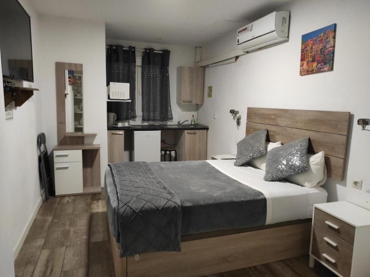 Hostal Olozaga Alicante Exteriör bild
